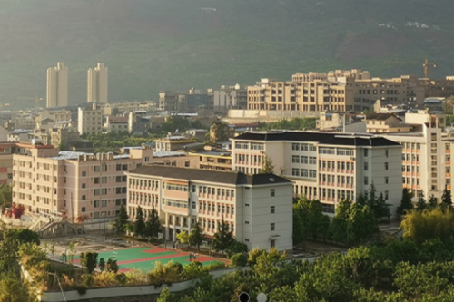 谈球吧数码DCN助力汉源职业高级中学校园网“智行+光”升级